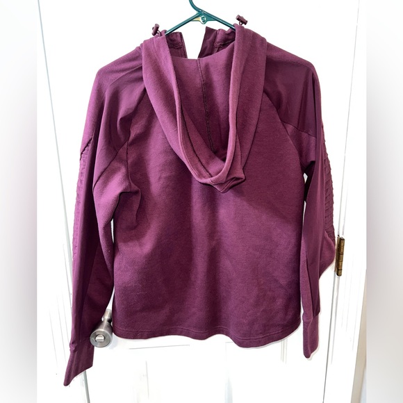 Avia Flex Tech Jacket in Burgundy - Picture 2 of 8